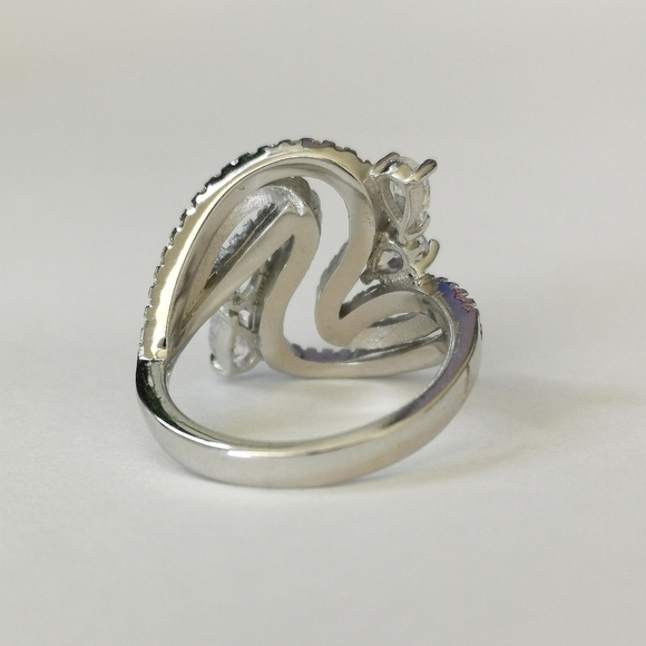 New, sterling silver cz cocktail ring size 6.5 - Picture 3 of 8